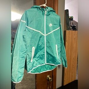Nike Tech Aeroshield Windrunner windbreaker